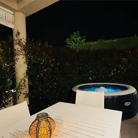 La Collina Di Montegrappa - Suites With Heated Private Pool - Suites With Shared Pool Tuglie Exterior photo