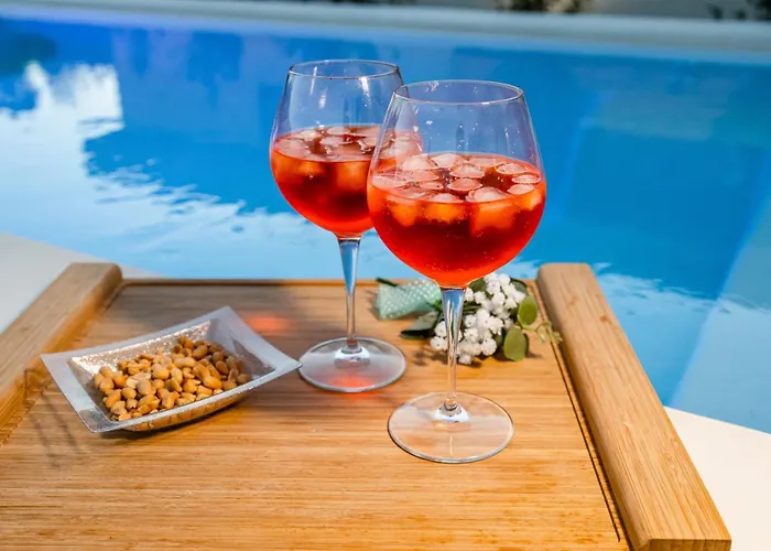 La Collina Di Montegrappa - Suites With Heated Private Pool - Suites With Shared Pool