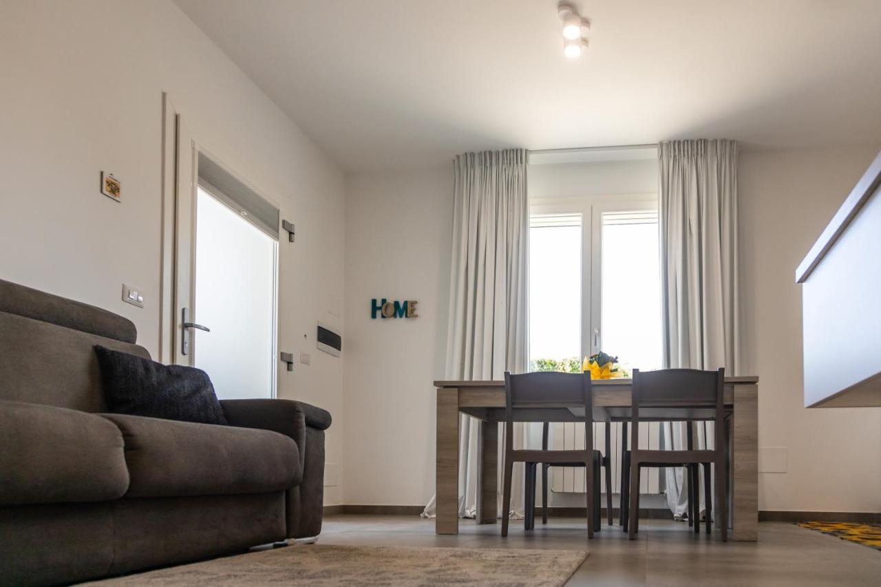 La Collina Di Montegrappa - With Heated Private Pool - With Shared Pool Tuglie