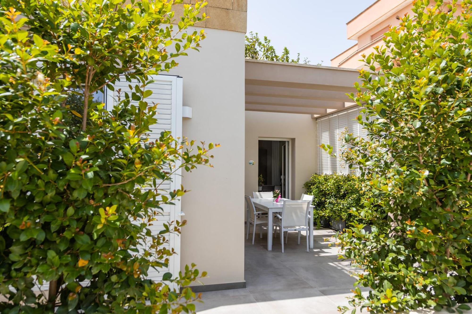 La Collina Di Montegrappa - With Heated Private Pool - With Shared Pool