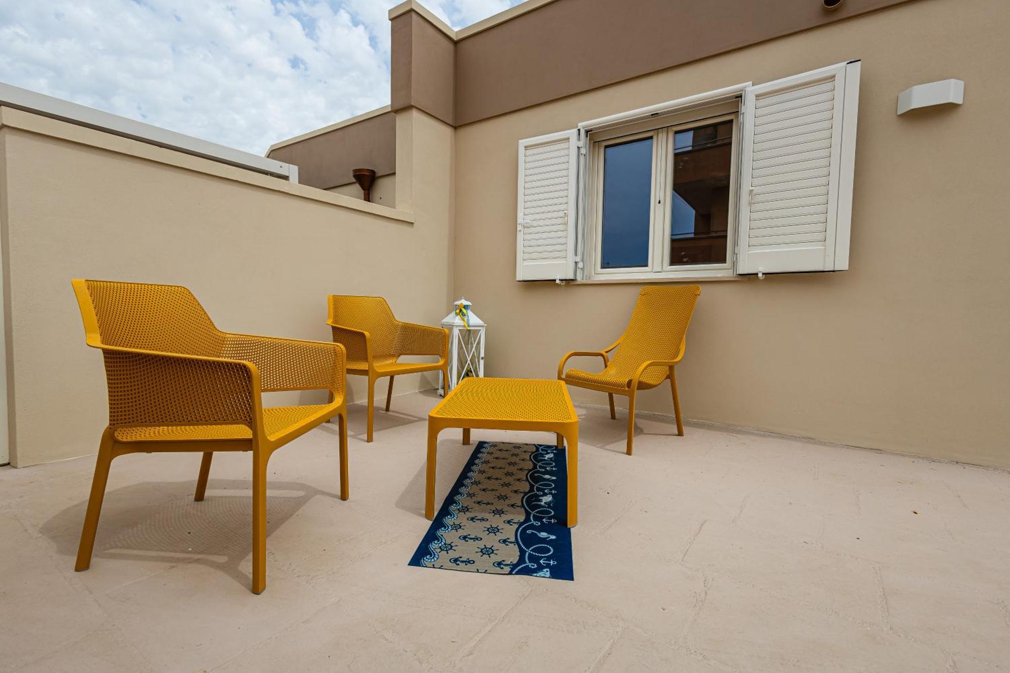 Apartahotel La Collina Di Montegrappa - With Heated Private Pool - With Shared Pool